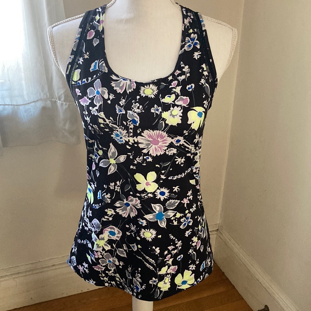GAPFit Floral Workout Tank